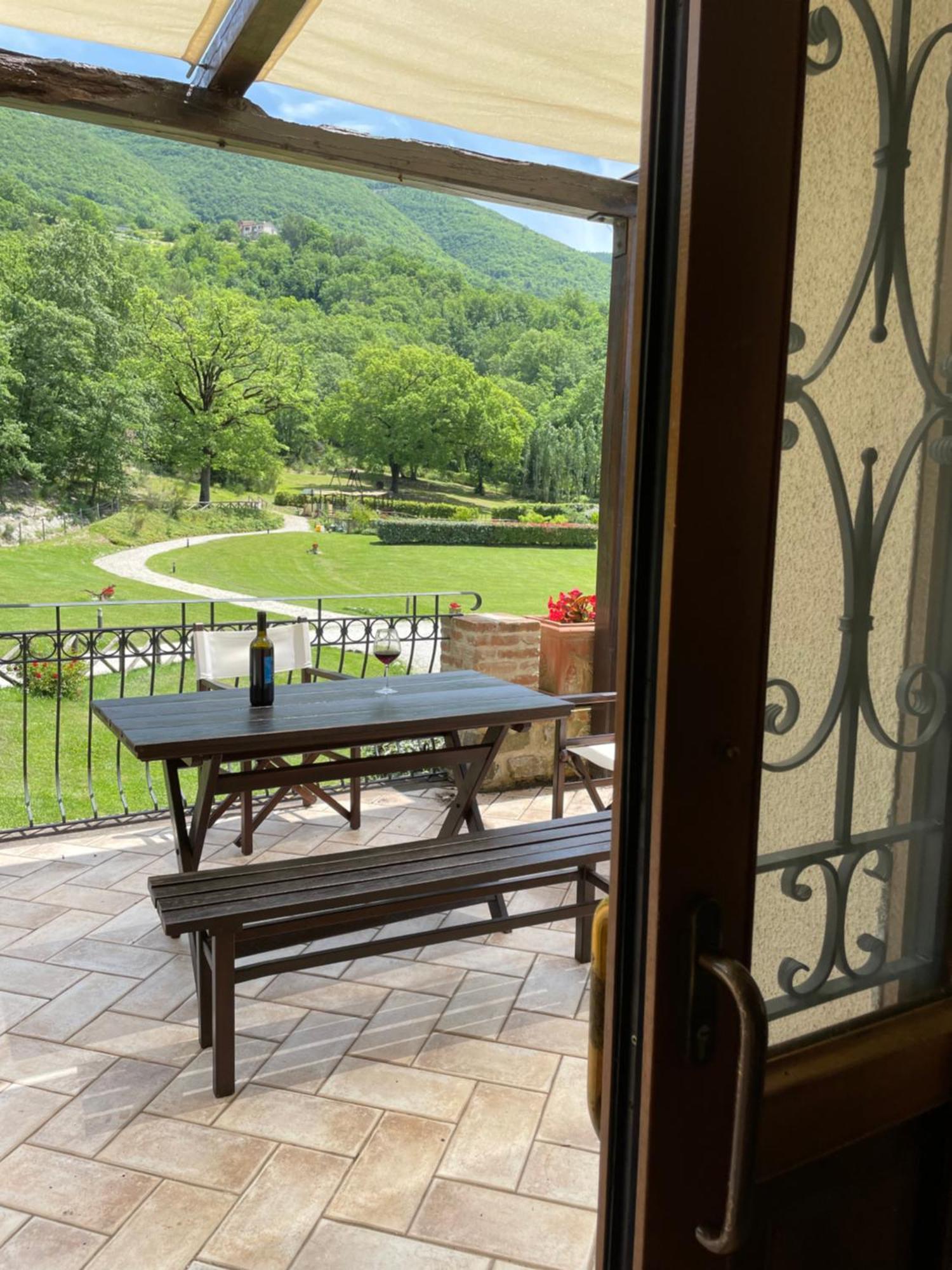 Cerqua Rosara Residence Valtopina Экстерьер фото