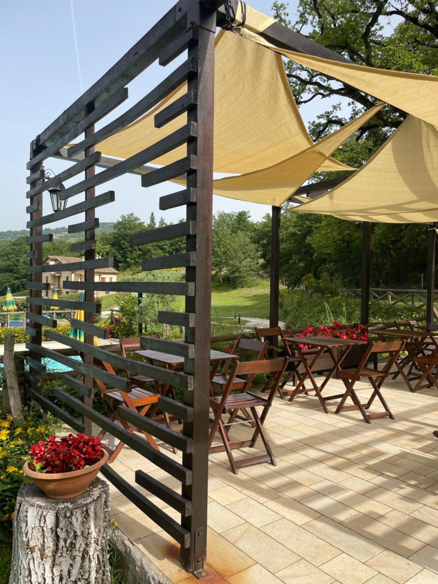 Cerqua Rosara Residence Valtopina Экстерьер фото