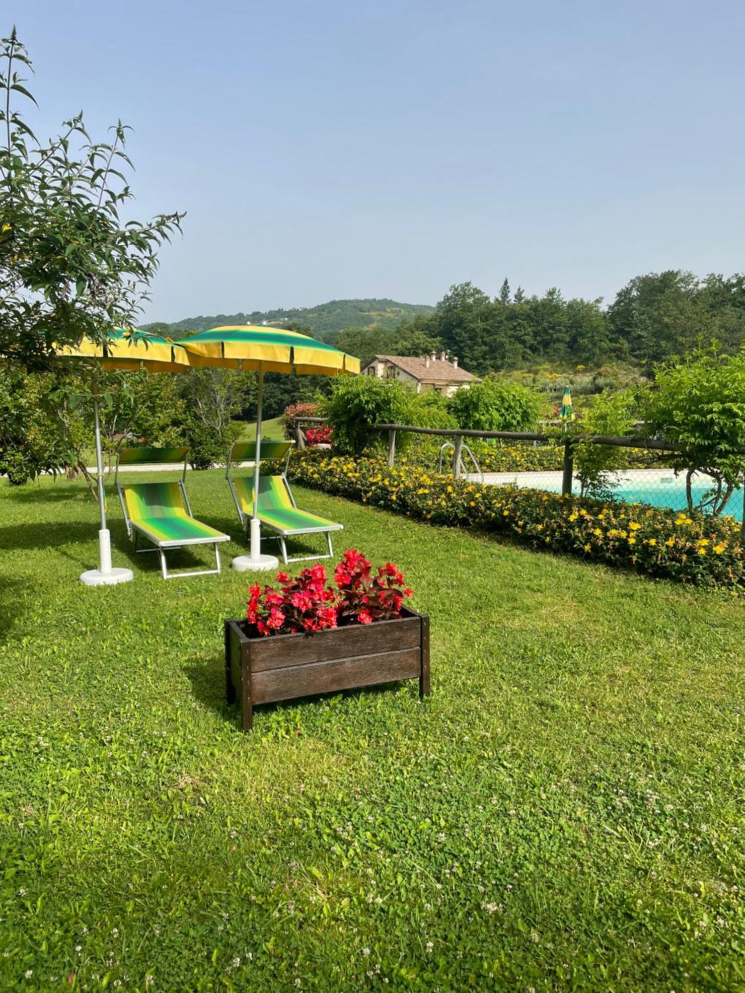 Cerqua Rosara Residence Valtopina Экстерьер фото